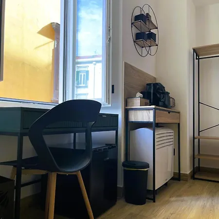 Гостевой дом Urban Chic Toledo 4*