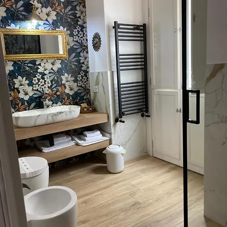 Urban Chic Toledo 4* Neapol