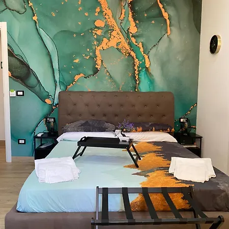 Urban Chic Toledo نابولي