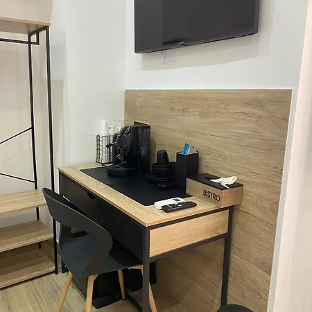 Urban Chic Toledo 4*