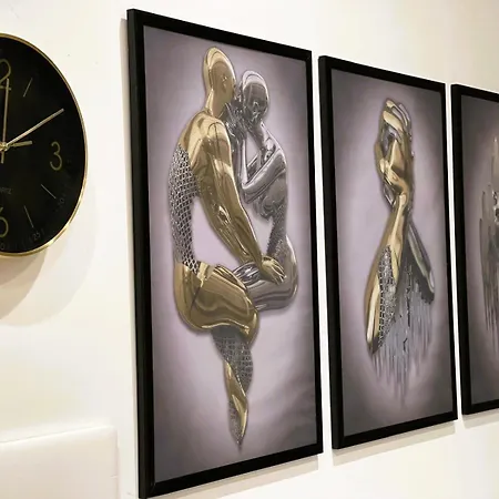 Urban Chic Toledo Guest house